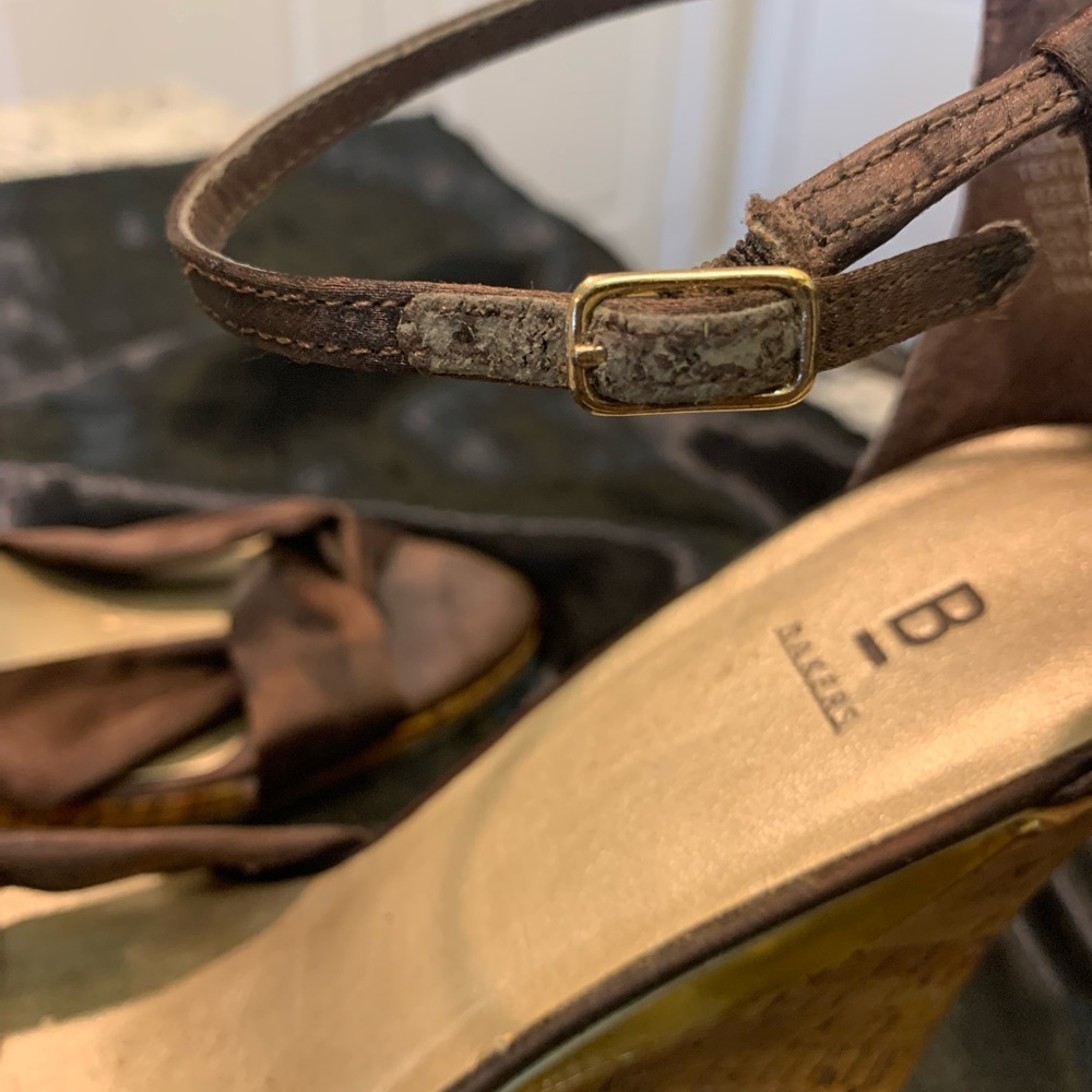 Bakers Wedge Heel Sandal - Picture 6 of 6
